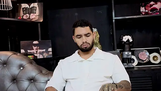 Snapshot of matteosantos chatting on October 13, 11:43 am matteosantos online show from October 13, 11:43 am