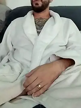 Snapshot of LoGaNfree88 chatting on December 2, 4:57 pm LoGaNfree88 online show from December 2, 4:57 pm