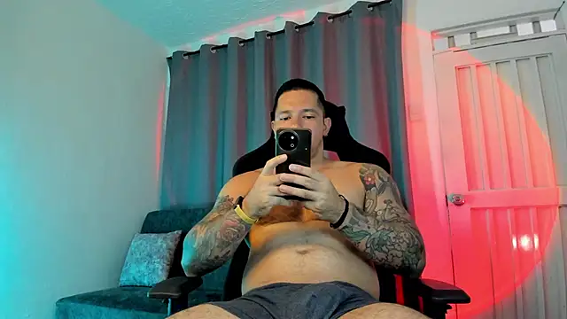 Pierre Vidal online show from September 15, 9:59 pm