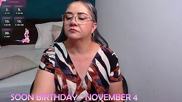 scaelettdubois online show from November 5, 1:49 am