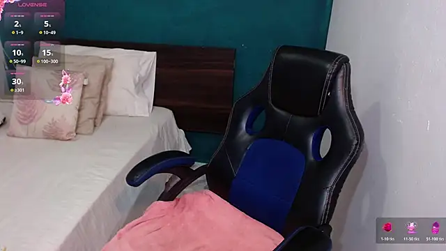 scaelettdubois online show from November 23, 11:26 pm