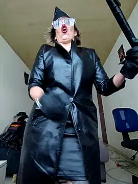 sexymarilyncolombia online show from October 2, 1:07 pm