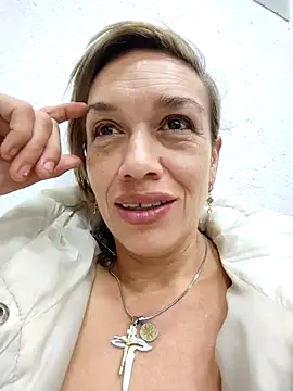 sexymarilyncolombia online show from February 13, 12:28 am