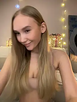 MariaTull online show from December 16, 5:51 pm