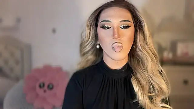 Ts glamxxxx online show from November 6, 2:12 am