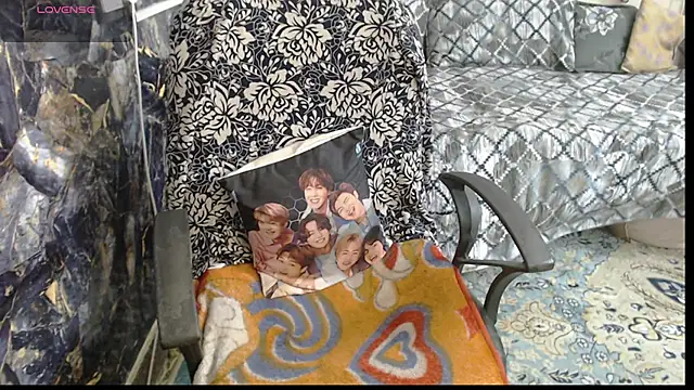 Snapshot of sexyrihana1 chatting on September 12, 6:46 am sexyrihana1 online show from September 12, 6:46 am