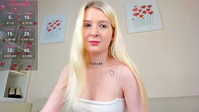 Snapshot of rosa_mariposa_ chatting on March 6, 9:31 pm rosa mariposa online show from March 6, 9:31 pm