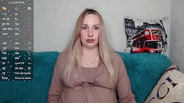 Snapshot of Monika_bae chatting on October 2, 2:02 pm Monika bae online show from October 2, 2:02 pm