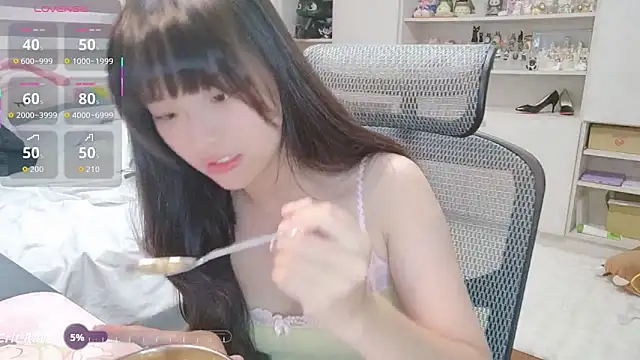 Snapshot of 87wawa chatting on September 9, 5:40 am 87wawa online show from September 9, 5:40 am