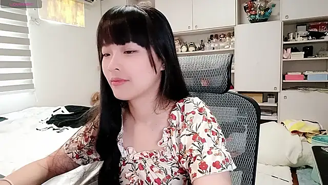 Snapshot of 87wawa chatting on November 1, 6:15 am 87wawa online show from November 1, 6:15 am