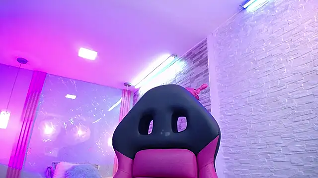 SalmaTits online show from February 17, 5:43 pm