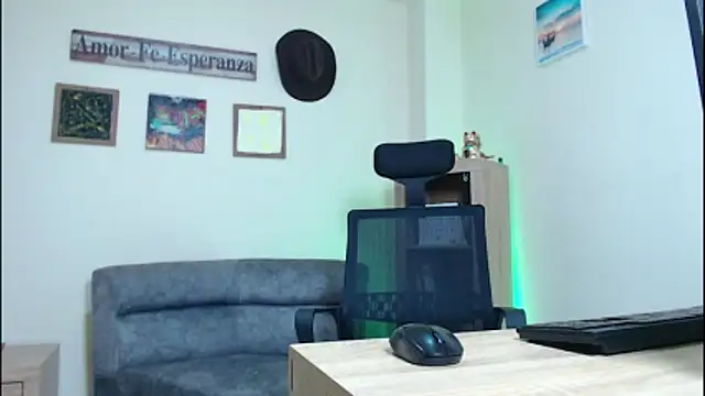 cowboyht online show from March 28, 3:17 am