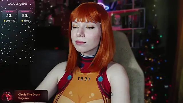 Snapshot of freya_sunny chatting on December 22, 7:11 am freya sunny online show from December 22, 7:11 am