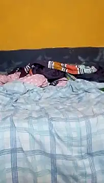 LULE37587001 online show from February 16, 2:57 pm