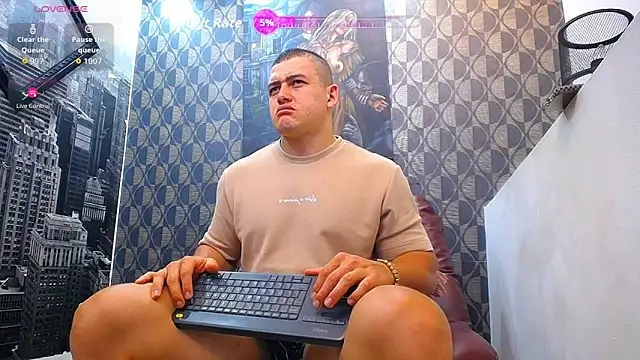 Leonsmoron online show from April 17, 3:09 am