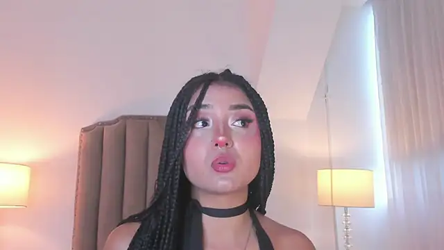 Emma Torres   online show from April 5, 12:02 pm