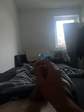 oroszlanw online show from September 27, 5:34 am