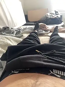 oroszlanw online show from October 5, 1:42 pm