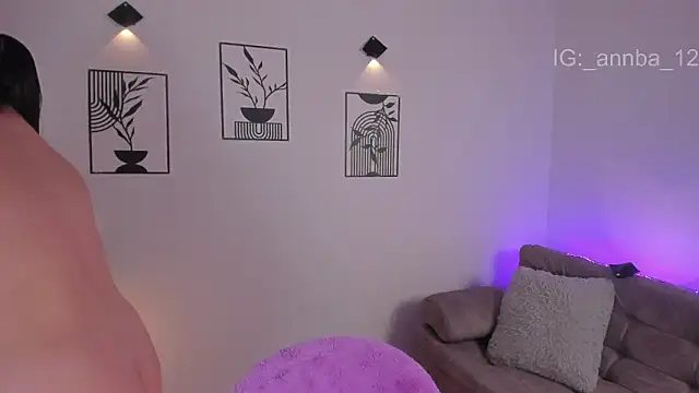 annie barozzi online show from March 10, 11:15 am