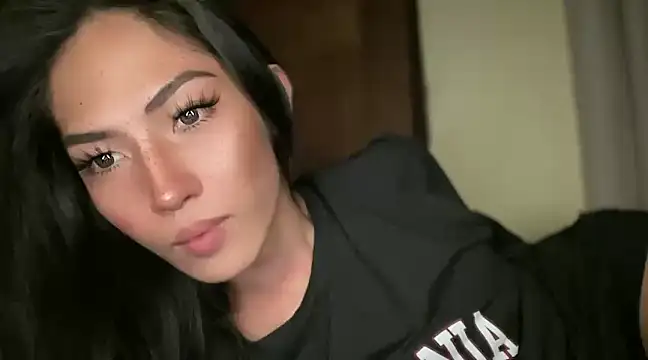 Bella Gordon online show from January 14, 6:28 pm