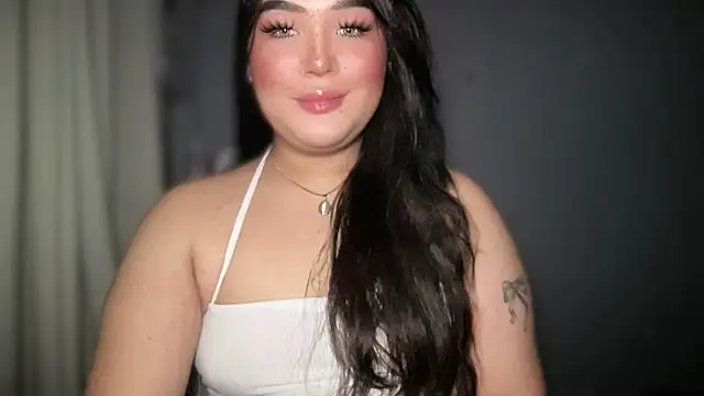 Snapshot of MissCataleyaxxx chatting on December 4, 1:59 am MissCataleyaxxx online show from December 4, 1:59 am