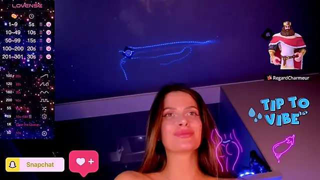 Snapshot of madina_taher chatting on February 19, 12:46 am madina taher online show from February 19, 12:46 am