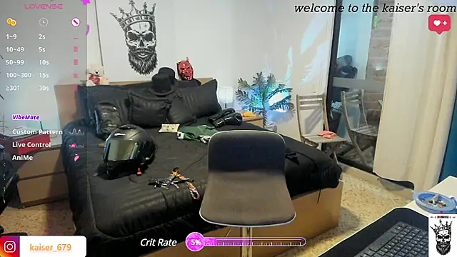 kaiser679  online show from March 13, 1:43 am