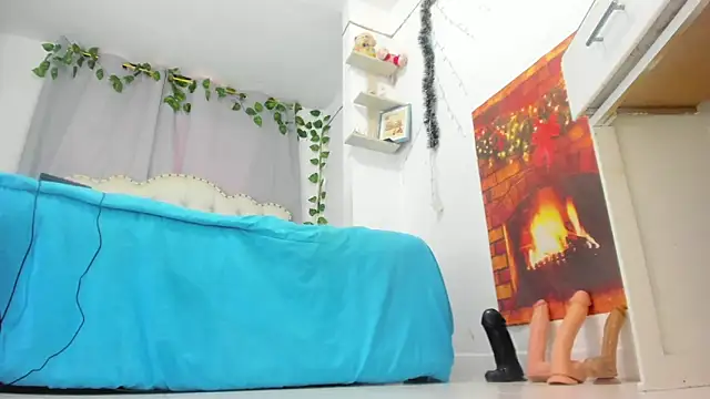 Snapshot of khalyn_jenner chatting on December 14, 2:53 pm khalyn jenner online show from December 14, 2:53 pm