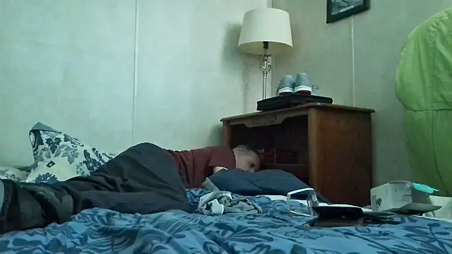 Snapshot of Wanking_Wiggiler chatting on December 3, 5:23 pm Wanking Wiggiler online show from December 3, 5:23 pm