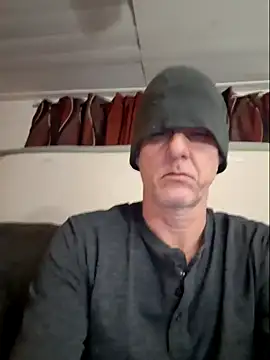 Snapshot of Wanking_Wiggiler chatting on January 14, 8:20 am Wanking Wiggiler online show from January 14, 8:20 am