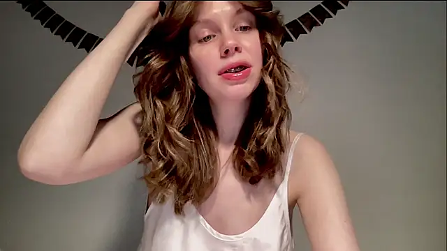 Nikki Mimimi online show from January 24, 10:11 am