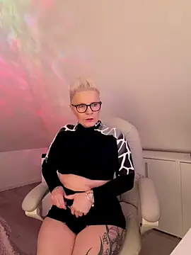 German Milf online show from March 16, 1:26 pm