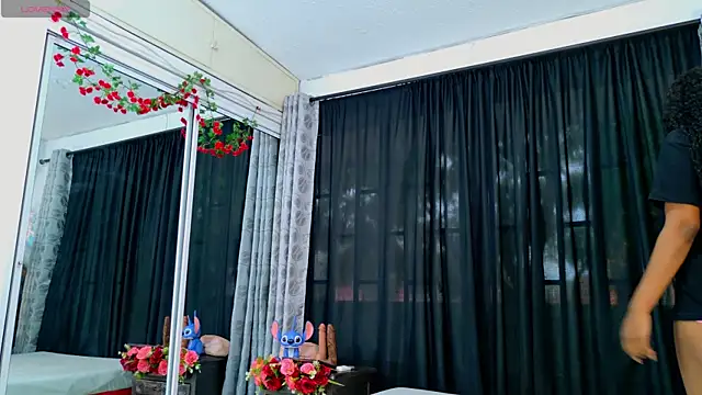 Snapshot of BLACK_ROSSE_1 chatting on November 3, 12:06 pm BLACK ROSSE 1 online show from November 3, 12:06 pm