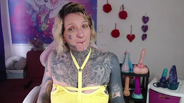 SLOPPYTITSS online show from February 23, 12:48 pm