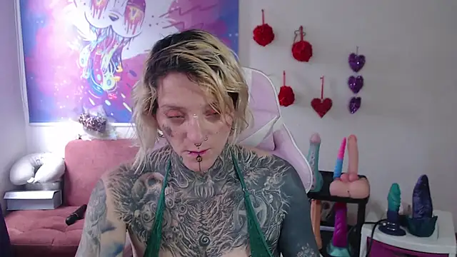 SLOPPYTITSS online show from February 24, 4:04 pm