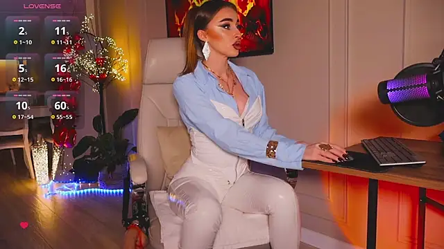 AstArta R A online show from March 7, 6:16 pm