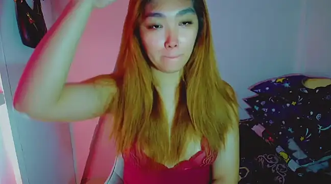 TR4NSCUTI3 online show from December 8, 3:13 pm