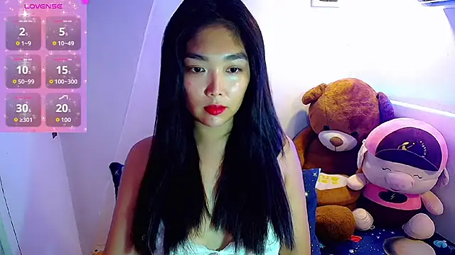 TR4NSCUTI3 online show from October 5, 7:23 pm