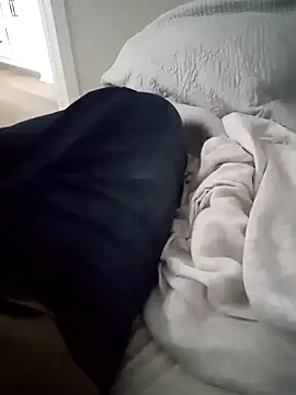 Snapshot of Mark_Dad chatting on February 16, 9:38 pm Mark Dad online show from February 16, 9:38 pm