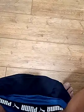 Snapshot of Mark_Dad chatting on October 25, 9:39 am Mark Dad online show from October 25, 9:39 am