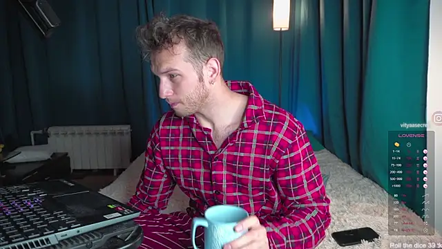 VIktorSecret online show from November 20, 4:23 am