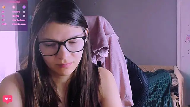 MollyLollipop online show from March 26, 5:46 am