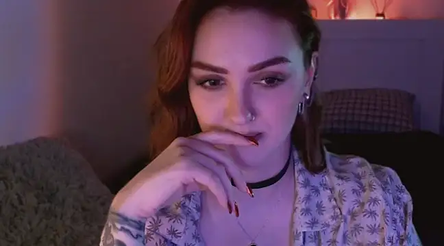 LilyFarey online show from December 19, 5:08 pm