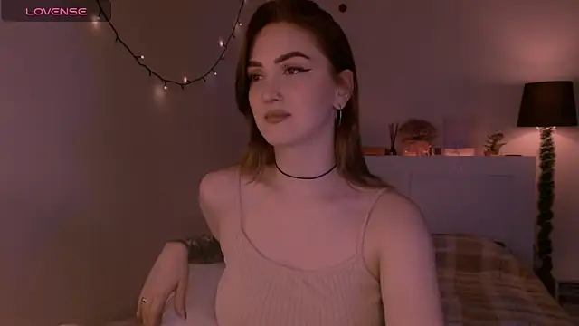 LilyFarey online show from November 13, 7:02 pm