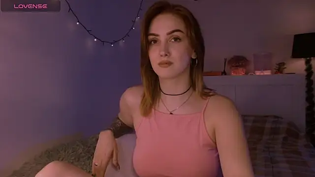 LilyFarey online show from November 28, 5:26 pm