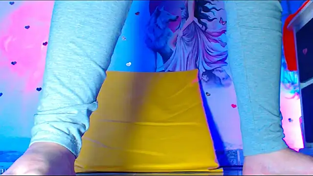 Snapshot of oliviarodriguez2u chatting on October 27, 10:58 pm oliviarodriguez2u online show from October 27, 10:58 pm