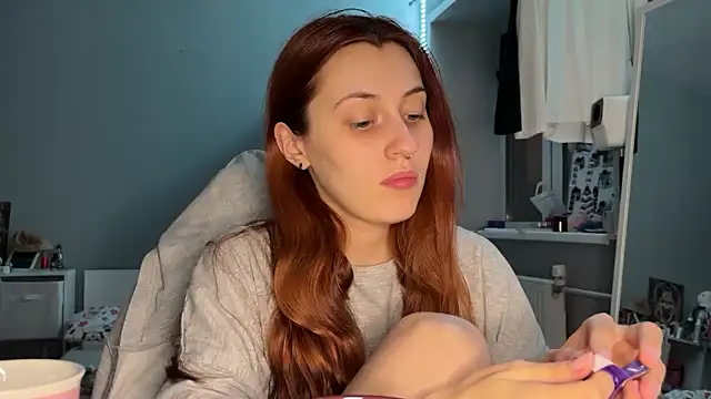 Snapshot of Uniarten chatting on October 7, 6:16 pm Uniarten online show from October 7, 6:16 pm