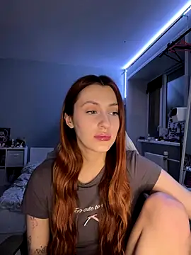 Uniarten online show from November 23, 6:30 pm