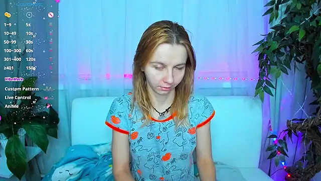 Snapshot of Bell_a_mi_ chatting on February 7, 1:47 am Bell a mi online show from February 7, 1:47 am