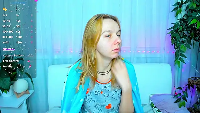 Snapshot of Bell_a_mi_ chatting on February 12, 1:52 am Bell a mi online show from February 12, 1:52 am